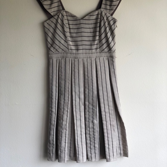 Dress. Marc NY Beige size 4 - Picture 2 of 3